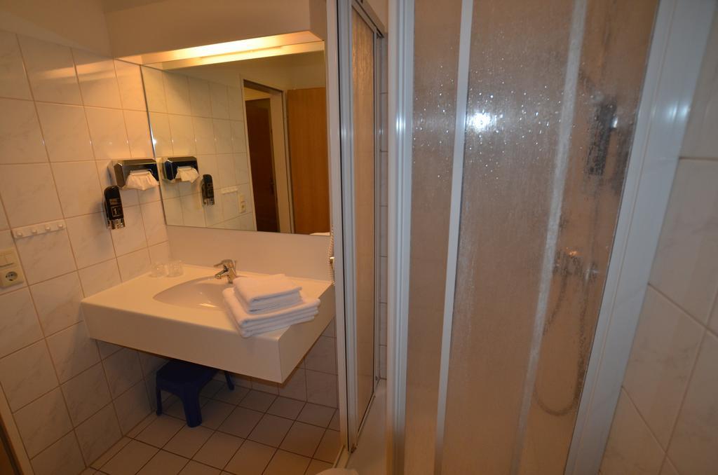 Ferienwohnung 2 Im Haus Huehnergott Sellin Værelse billede